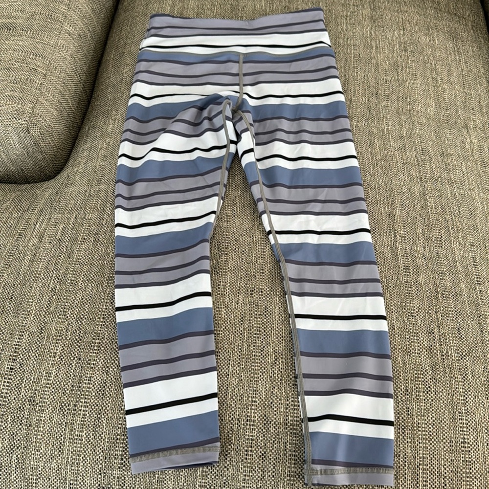 Zyia leggings